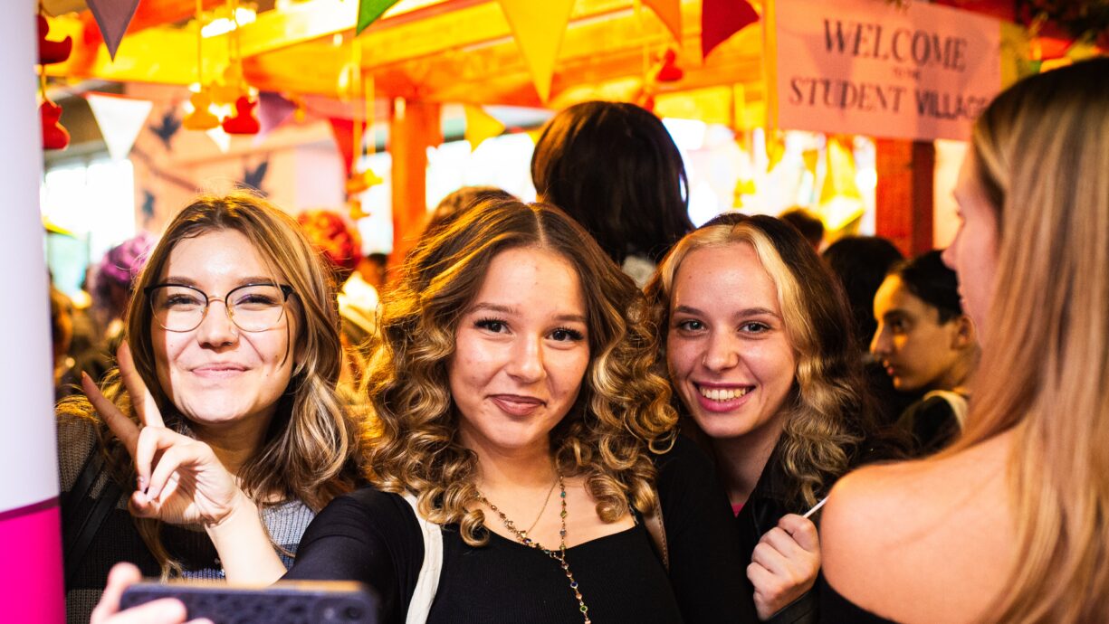 5ad6366584be70d89de590254d611463c6443c48 1920x1080 q75fitclipautoformat